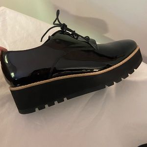 Eileen Fisher Patent Leather Oxford platform shoes